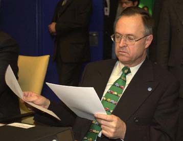 Ευρωπρεσβείες εισηγείται για τους 15 ο Γερμανός υπουργός Οικονομικών