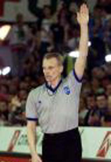 Μπραζάουσκας – Ρεμς οι διαιτητές στον τελικό Παναθηναϊκού – Μακάμπι Τελ Αβίβ