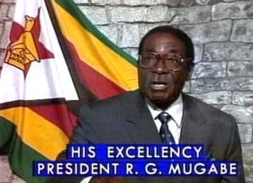 Εχθρούς του κράτους χαρακτήρισε ο Μουγκάμπε τους λευκούς κτηματίες στη Ζιμπάμπουε