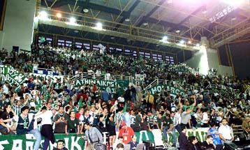 Επίθεση σε πούλμαν με φιλάθλους του Παναθηναϊκού στα Μάλγαρα