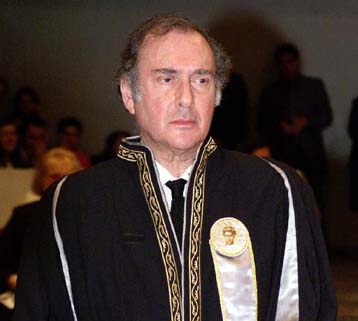 Επίτιμος διδάκτορας του ΑΠΘ αναγορεύτηκε ο Χάρολντ Πίντερ – Βολές κατά ΗΠΑ και Βρετανίας