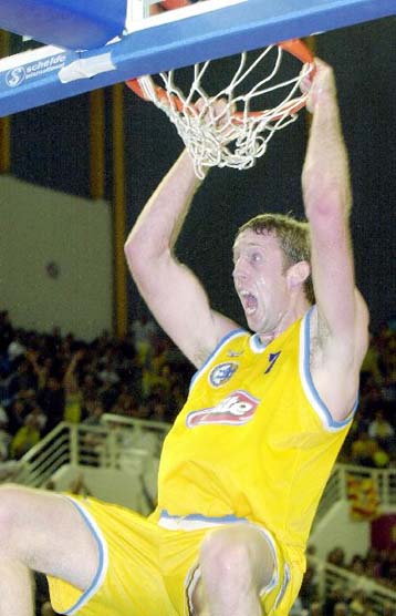 Στον τελικό της Ευρωλίγκα η Μακάμπι 65-51 την Μπαρτσελόνα