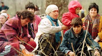 Επαναπατρίζονται χιλιάδες Κοσοβάροι