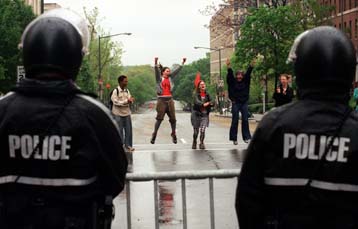 Με 600 νέες συλλήψεις έληξε η σύνοδος ΔΝΤ και Παγκόσμιας Τράπεζας