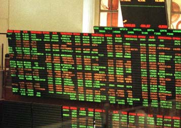 Αναστροφή κλίματος στη Σοφοκλέους – Πτώση κατά 4,18%