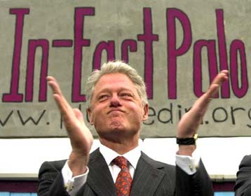 100 εκ. δολάρια από τους τεχνο-πλουσίους στους τεχνο-φτωχούς