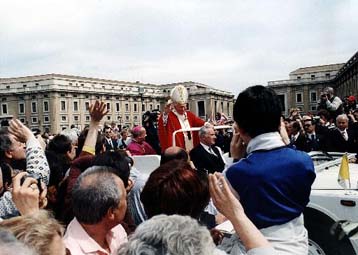 Η Μοσάντ προειδοποιεί το Βατικανό για τρομοκρατικό χτύπημα