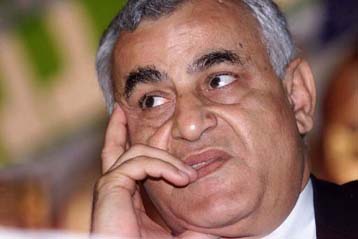 Η ισραηλινή αστυνομία προτείνει δίωξη του Μορντεχάι για σεξουαλική παρενόχληση