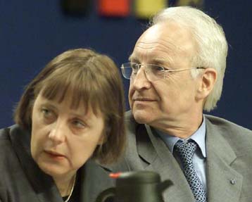 CSU και CDU κατά των σχεδίων της κυβέρνησης για κατάργηση της πυρηνικής ενέργειας