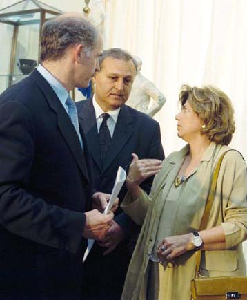 Αντιδράσεις της κυβέρνησης στις δηλώσεις Μητσοτάκη για την εξωτερική πολιτική