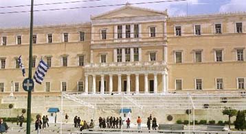 Σε επίπεδα ρεκόρ η παρουσία γυναικών στη νέα Βουλή