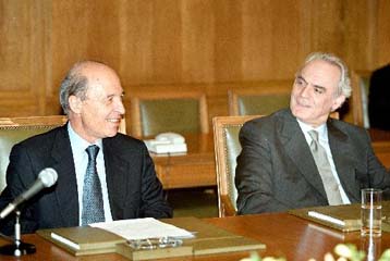 Εντός εξαμήνου η μείωση της θητείας διαβεβαιώνει η ηγεσία του ΥΠΕΘΑ