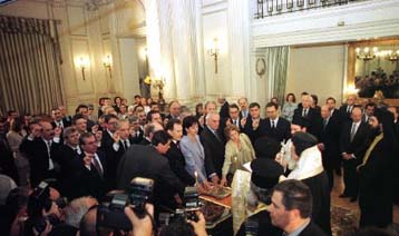 Ορκίστηκε η νέα κυβέρνηση