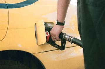 Τα καθαρά καύσιμα θα σώσουν τα αυτοκίνητα παλαιάς τεχνολογίας