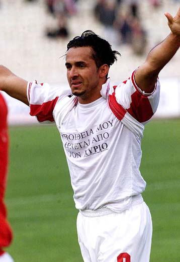 Με λυτρωτή τον Λουτσιάνο ο Ολυμπιακός έμεινε στην κορυφή