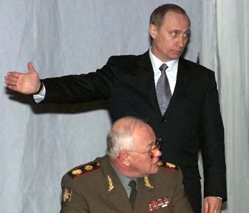 Η Ντάουνινγκ Στριτ κρατά το ρωσικό κλειδί της G8