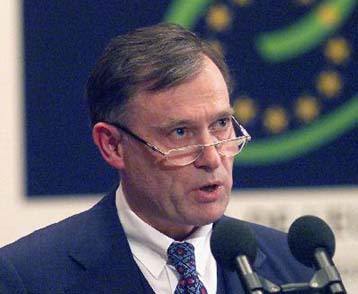 Ανεξάρτητη επιτροπή ελέγχου συστήνει το ΔΝΤ