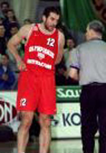 Η ώρα του Ολυμπιακού και του ΠΑΟΚ στα πλέι οφ