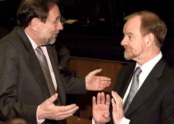 H EE στηρίζει οικονομικά την τουρκική υποψηφιότητα