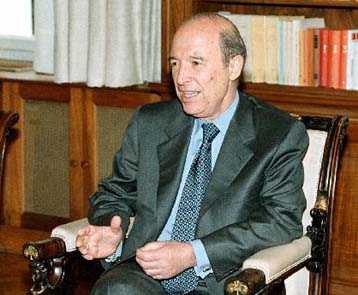 Σενάρια για τη σύνθεση του νέου κυβερνητικού σχήματος