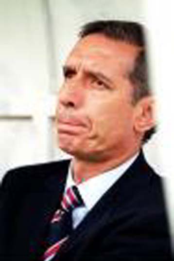 Τέλος ο Μπιγκόν από Ολυμπιακό – Αναλαμβάνει ο Ματζουράκης