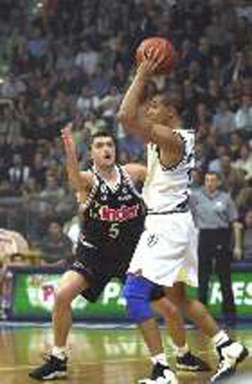 Πετυχημένη πρόβα τζενεράλε για την Κίντερ