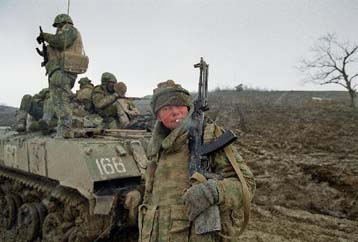 Η Ρωσία συνεχίζει τις επιχειρήσεις στην Τσετσενία, παρά τη διεθνή κριτική