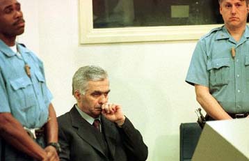 Αθώος δήλωσε ο Κράισνικ στις κατηγορίες για εγκλήματα πολέμου