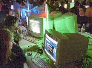 Πρόταση για πενταετή παράταση του αφορολογήτου στο Internet