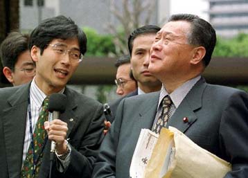 Η σταθεροποίηση της οικονομίας προηγείται των εκλογών