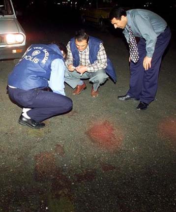 Οπαδοί της Λιντς ανέβαλαν πτήση για την Τουρκία