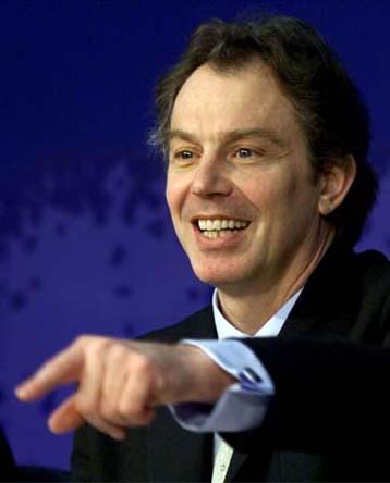 Ο Μπλερ φλερτάρει με τους Φιλελεύθερους Δημοκράτες