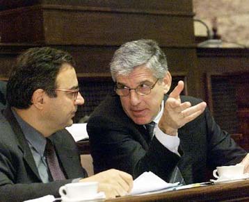 Αυξημένο πλεόνασμα εσόδων το Μάρτιο