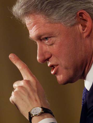 Παραινέσεις Κλίντον προς Ντεμιρέλ για τουρκικές κινήσεις στο Κυπριακό και τη Χάλκη