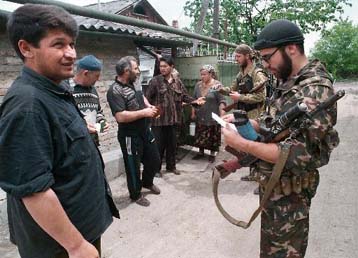 Κατάσχεση έκθεσης της Διεθνούς Αμνηστίας από τις ρωσικές Aρχές