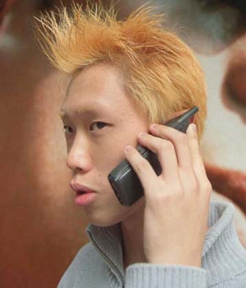 Oι Ιάπωνες έχουν τώρα το δικό τους τρόπο να στέλνουν e-mail