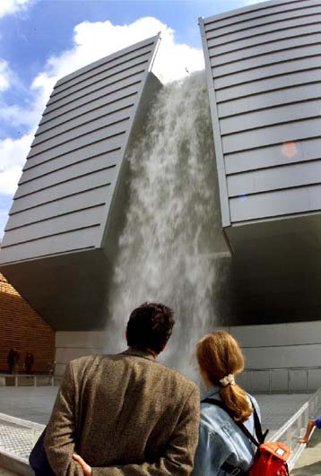 Ανθρωπος, φύση και τεχνολογία τα βασικά θέματα στην Expo 2000