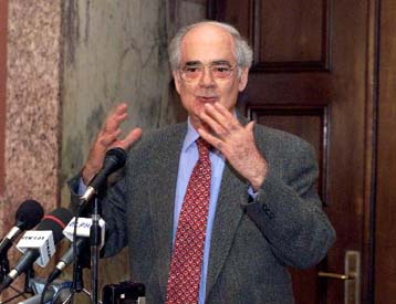 Συγκροτείται η επιτροπή για την αναθεώρηση του Συντάγματος