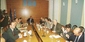 Για συντονισμένη επίθεση εναντίον της ΝΔ μιλά ο Κ.Καραμανλής