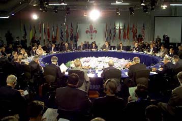 Οταν οι ΝΑΤΟϊκοί παίζουν στη ρωσική γειτονιά υπό το βλέμμα της Μόσχας…