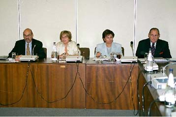 Τον Κ.Μπακούρη δείχνει ως υπεύθυνο για τις καθυστερήσεις στα Ολυμπιακά έργα η Ν.Τζαβέλα