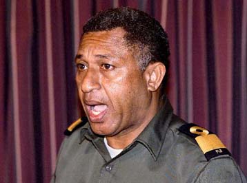 Στρατιωτικός νόμος στα Φίτζι