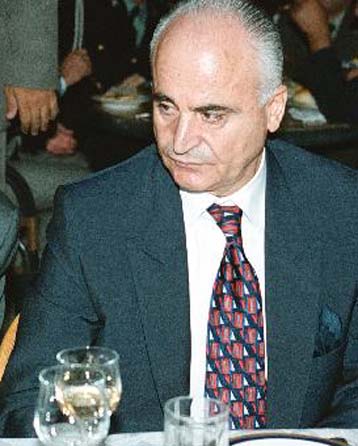 Αντίθετος στην πρόταση Ερκαγια για κατάργηση της Στρατιάς του Αιγαίου ο Τσακμάκογλου