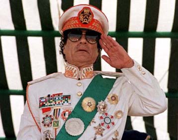 Με 3,5 δισ. δρχ. χρηματοδότησε ο Μουαμάρ Καντάφι τον ΙRΑ, αποκαλύπτουν οι Sunday Times