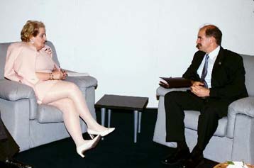 Βαλκάνια και Κυπριακό επικράτησαν στη συνάντηση Παπανδρέου-Ολμπράιτ στη Φλωρεντία