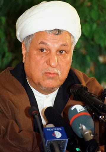 Εγκατέλειψε τη βουλευτική έδρα ο πρώην πρόεδρος του Ιράν Ραφσαντζανί