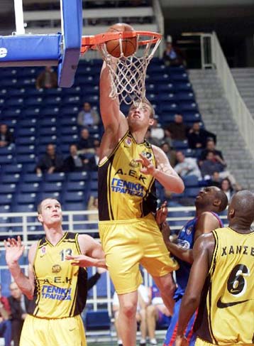 Εξώδικο της ΑΕΚ στον Τσακαλίδη