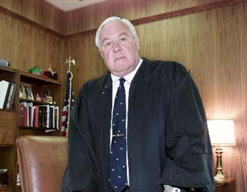 Επιταχύνεται η διαδικασία έκδοσης οριστικής απόφασης για τη Microsoft