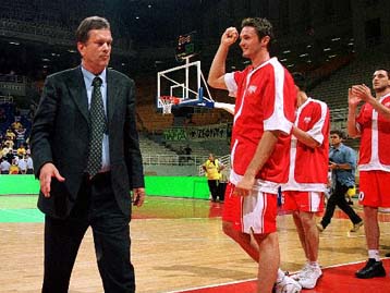 Απολογισμός από Ιωαννίδη και Ιβκοβιτς