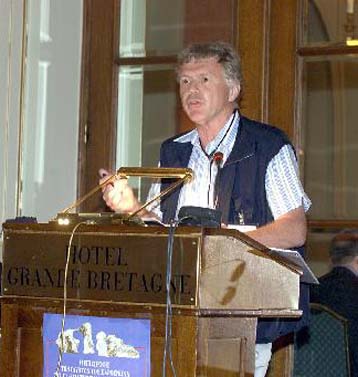 Αναιρεί τις δηλώσεις του για τα Γλυπτά του Παρθενώνα ο Βαν Χουφ